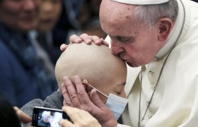Papa Francisco y enfermos